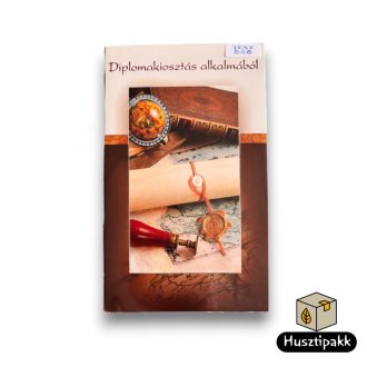   Képeslap - Diplomakiosztás alkalmából felirat arany, bőr szalagos, pecsétes oklevél, pecsétnyomó B